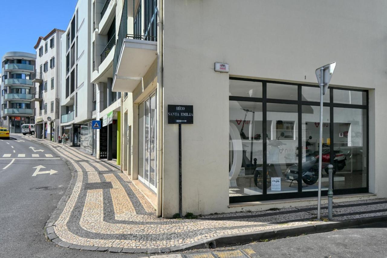 Beco Santa Emilia 3j, A In Madeira *